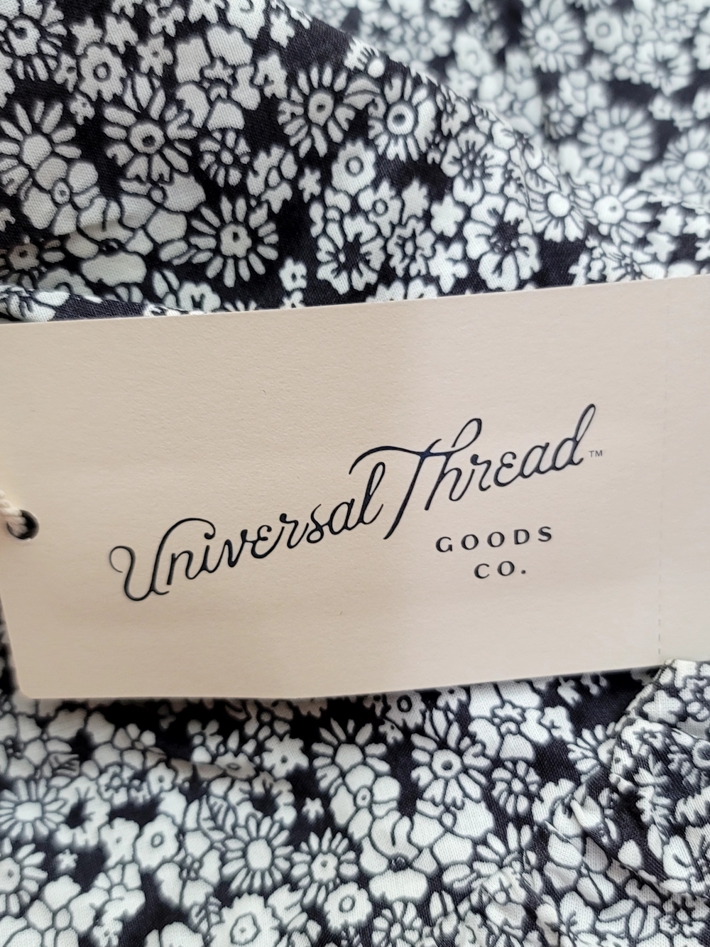 NWT Universal Thread Black Ditsy Floral Peasant Blouse Button Front XXL Boho - Picture 7 of 9